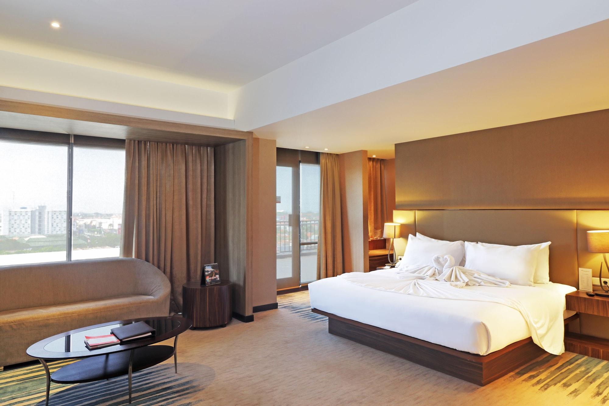 Swiss-Belhotel Cirebon Eksteriør bilde